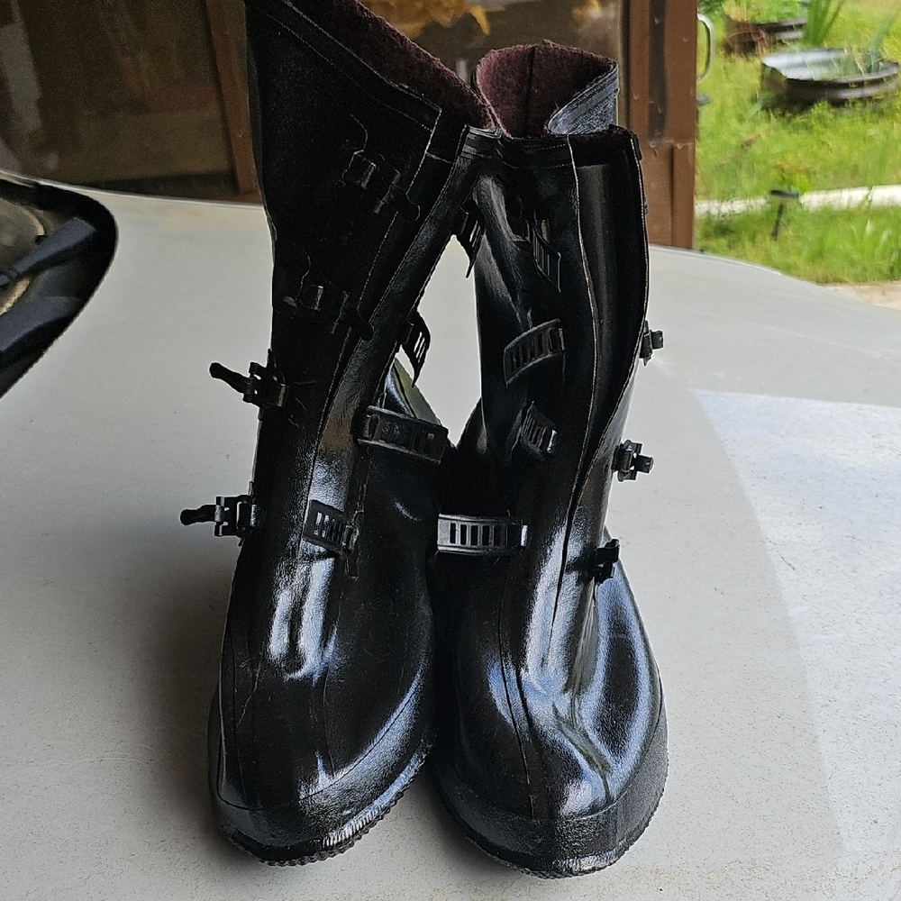Source Unknown Black Rain & Snow Boots with Chunky Sole